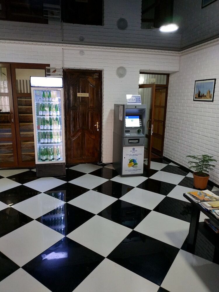 Orzu Hotel