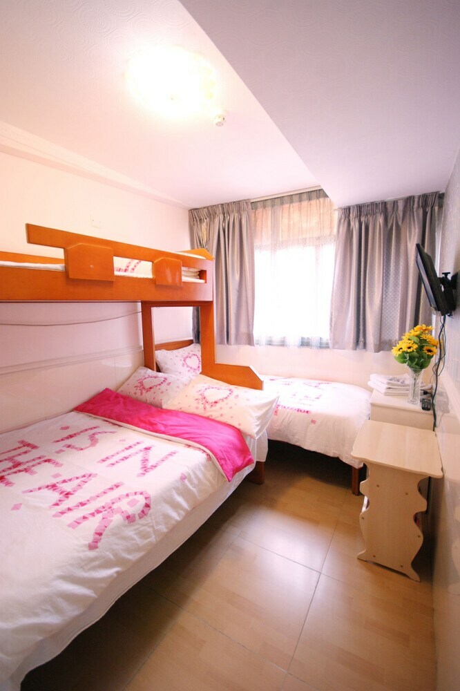 Hotel Hk Nathan House