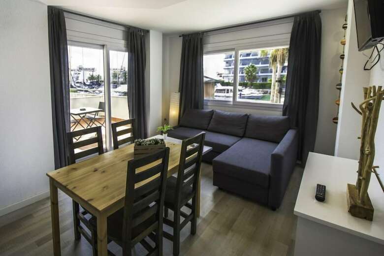 Vista Roses Mar - Apartamento Con Piscina