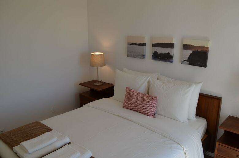 Cozy Apartment In Estoril