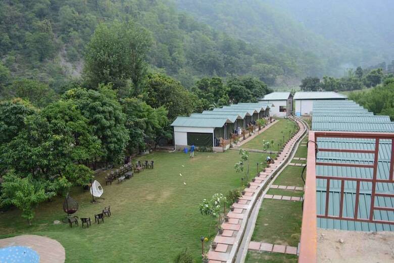 Hotel Gurugram Resort