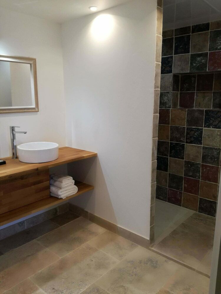 Hotel Chambre D'h�tes Ch�teau Montplaisir