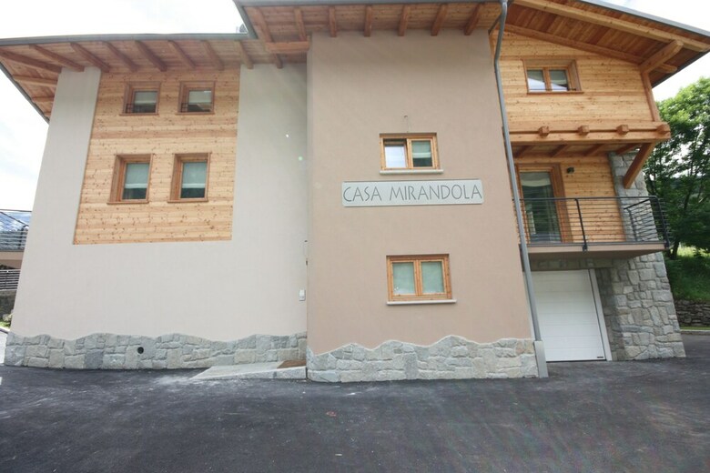 Casa Mirandola