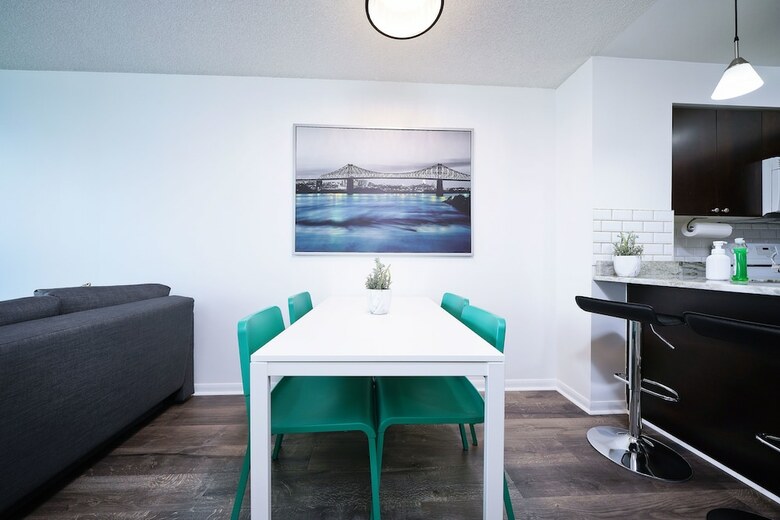 The Yonge Boutique Suites