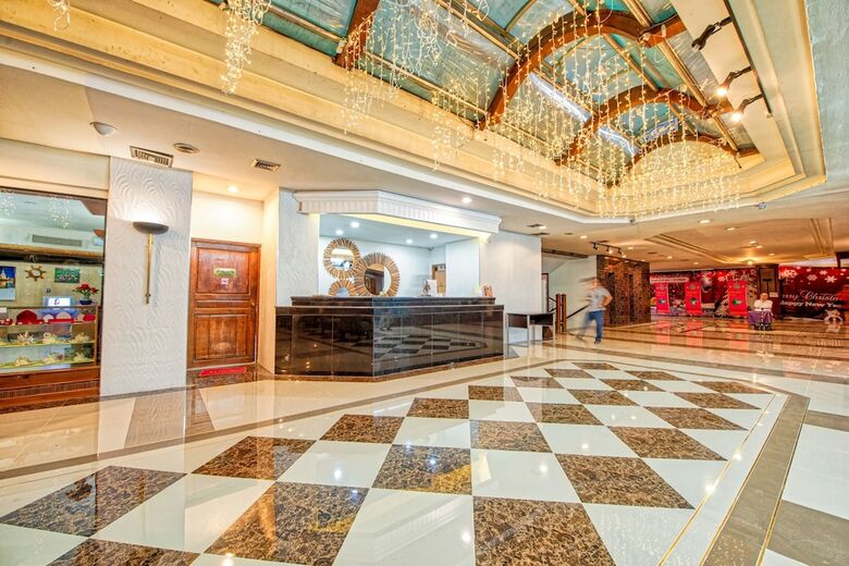 Apartamentos Hillside Plaza & Condotel 4 Downtown