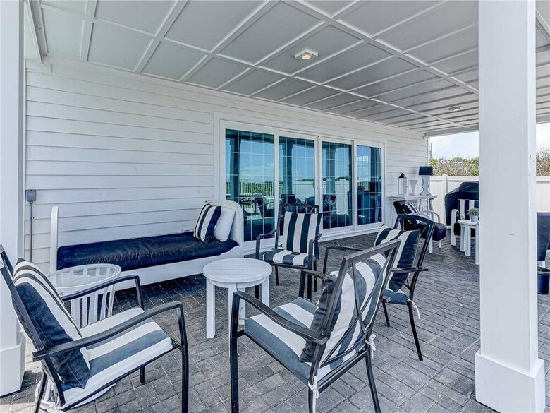 Anastasia Beach House - Five Bedroom Home