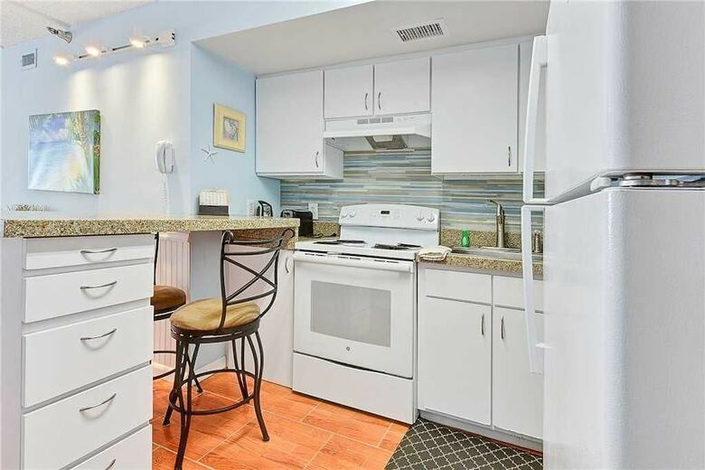 Jacksonville Beachdrifter 406 - Two Bedroom Condo