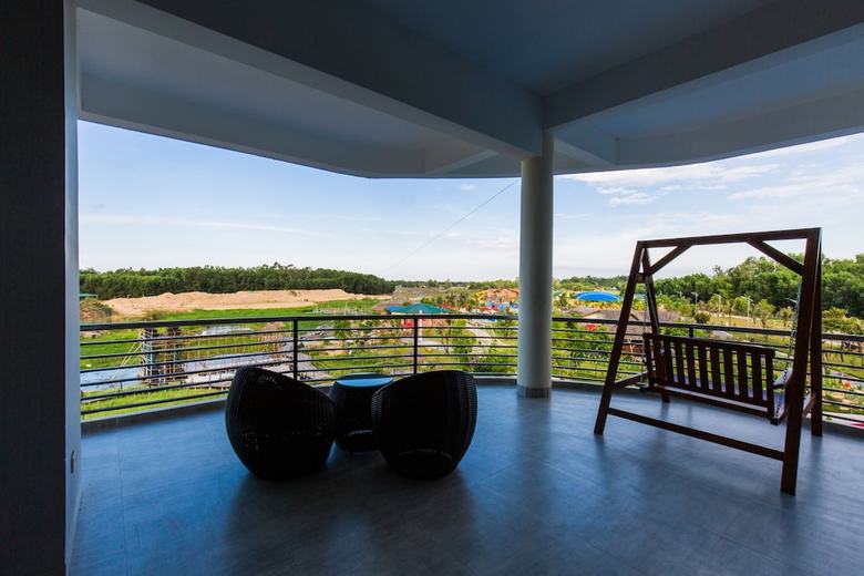 Hamya Hotsprings And Resort