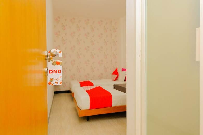 Hostal Oyo 354 32 Guest House