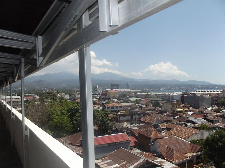 Manado Inn Hotel