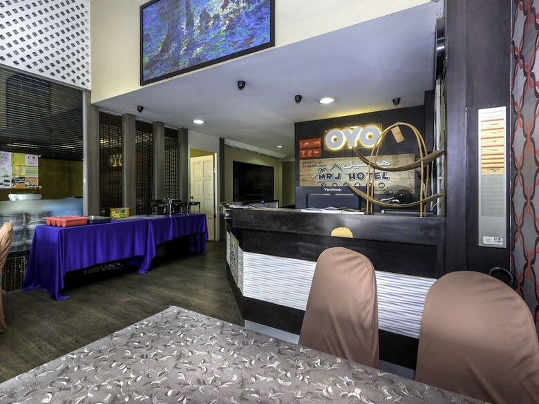 Oyo 717 Mr J Hotel Wakaf Che Yeh 2
