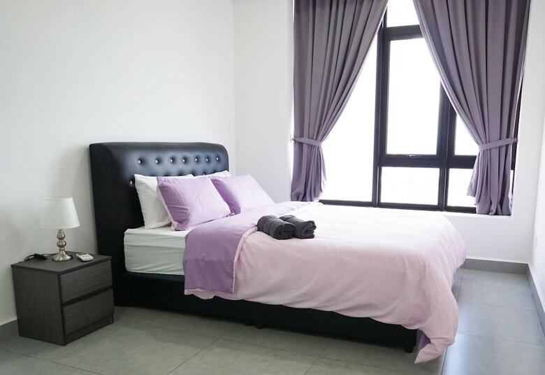 Kanvas Soho Suites