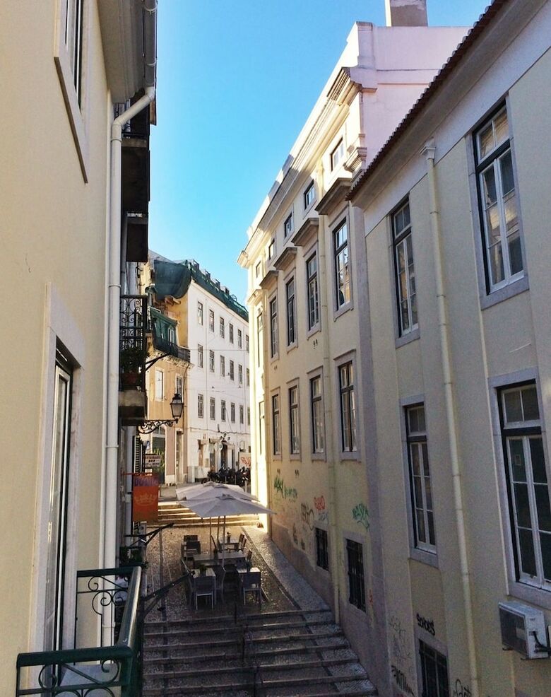 The Bonsai Apartment At Glamorous Chiado