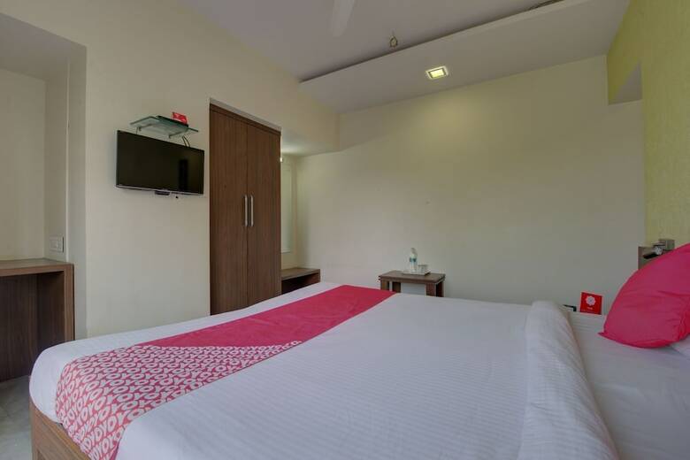Oyo 24981 Hotel Ashwamedh Residency