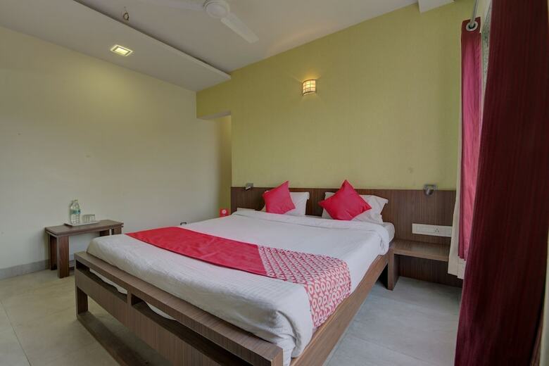 Oyo 24981 Hotel Ashwamedh Residency