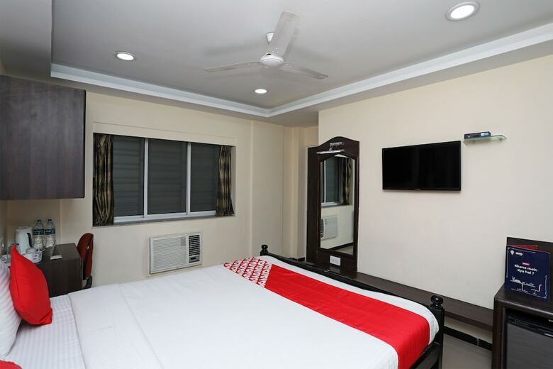 Hotel Oyo 25072 Flagship Naman's Inn