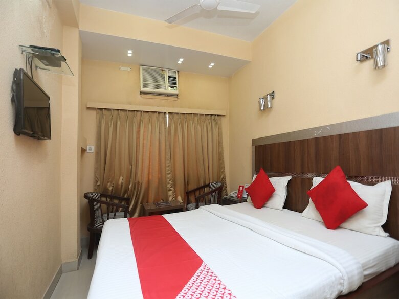 Oyo 26968 Hotel Aditya International