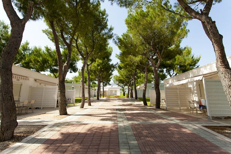 Villaggio Turistico Baia Del Monaco