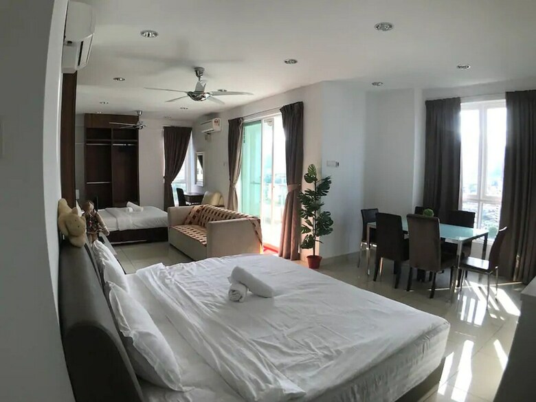 Apartamentos Summertime Mansion One Gurney Drive