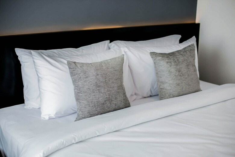 Crew Hotel