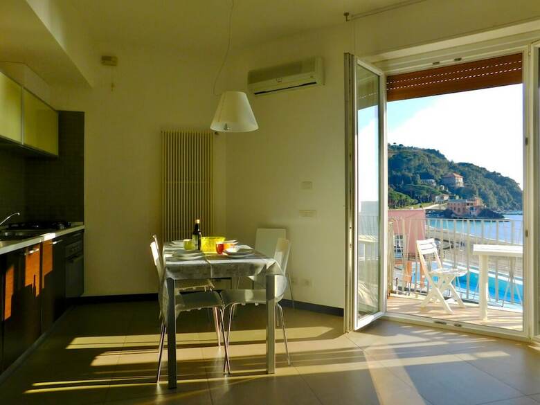 Apartamento Trilocale Con Meravigliosa Vista Mare