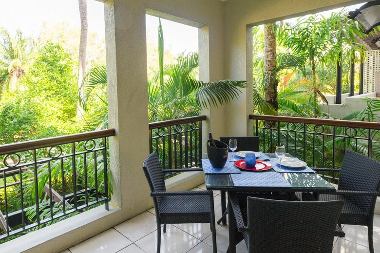 Apartamentos The Penthouse Port Douglas