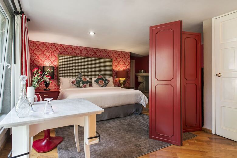 Bed & Breakfast Pug Seal Coyoacan