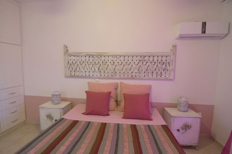 Brezza Apartment F