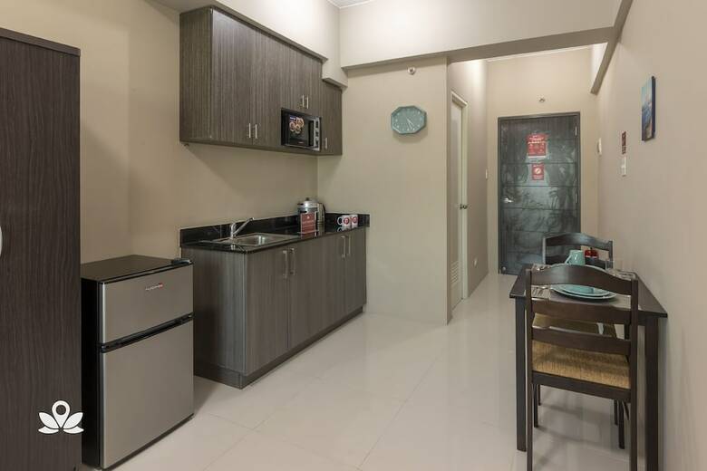 Hotel Zen Rooms Symphony Timog Ave Qc