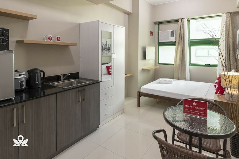 Hotel Zen Rooms Symphony Timog Ave Qc