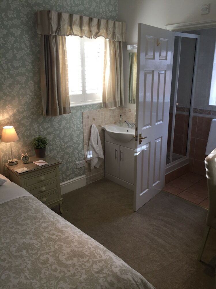 Hotel The Mayfair Guest House Self Catering