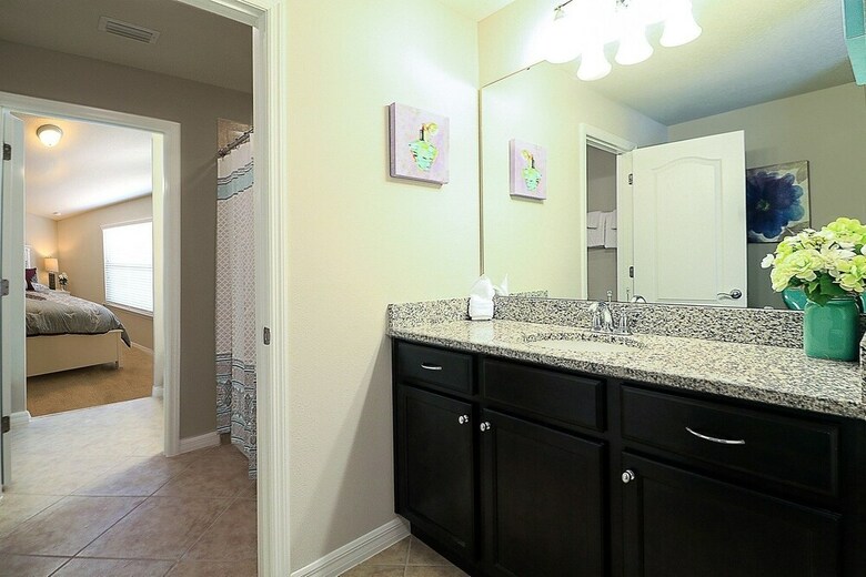 Windsor At Westside-8 Bedrooms House W/pool-3710ww