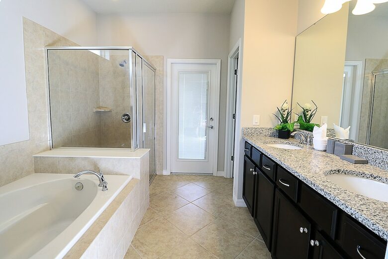 Windsor At Westside-8 Bedrooms House W/pool-3710ww