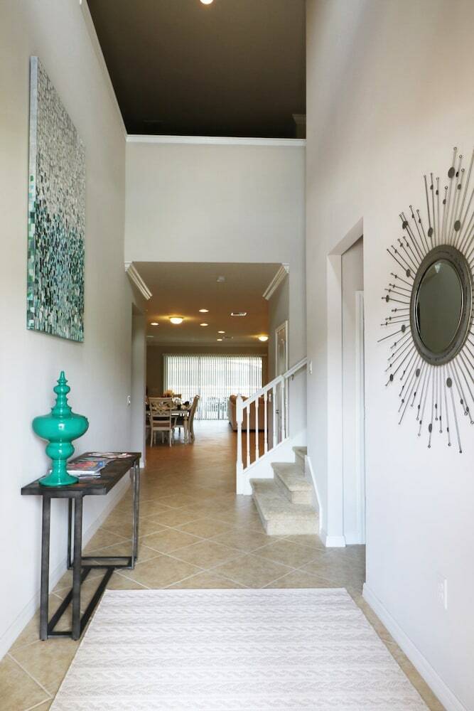 Windsor At Westside-8 Bedrooms House W/pool-3710ww