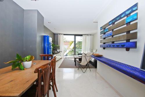 Blue Fridge Apartment