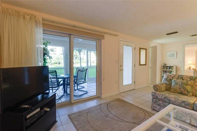 Bonita Beach 154e - One Bedroom Condo