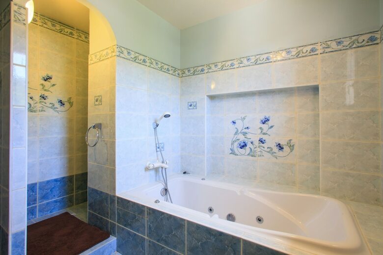 Bed & Breakfast Le Cabanon de R�gine - Chambre D'h�tes