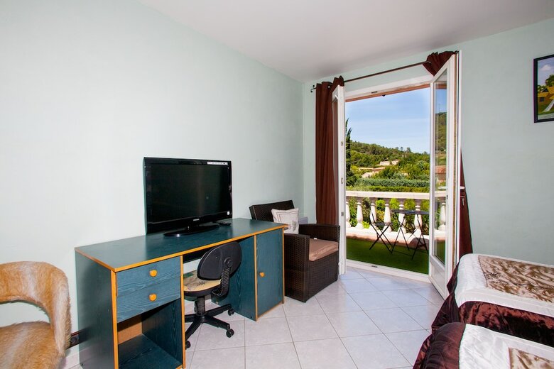 Bed & Breakfast Le Cabanon de R�gine - Chambre D'h�tes