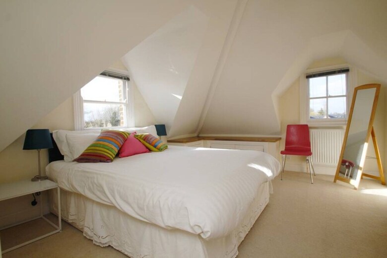 Large Stylish House Central North Oxford