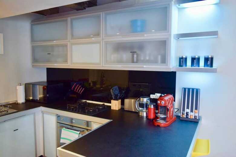 Modern 2 Bedroom Townhouse In Green Point