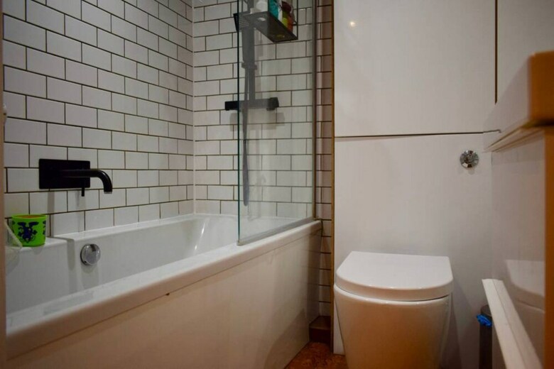 Apartamentos Cosy Flat In Great Location By Station