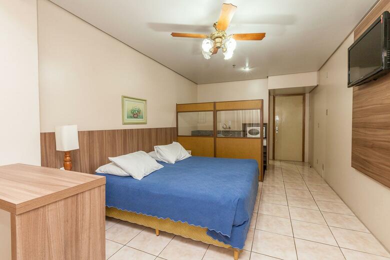 Tri Hotel Poa