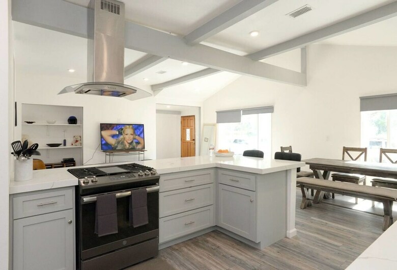 Spacious House On Melrose W Private Backyard Gym