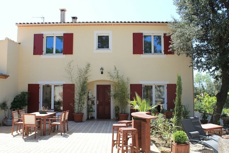 Hotel Les Jardins D'holi - Chambres D'h�tes