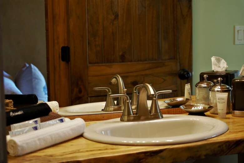 Bed & Breakfast Makanda Inn & Cottages
