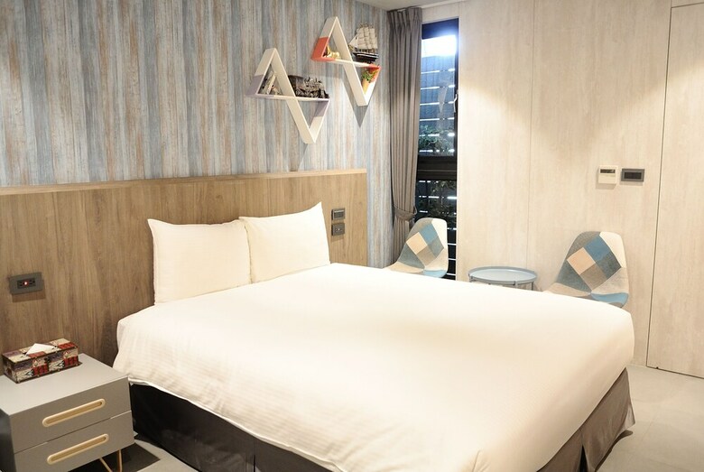 Fengjia K Hotel