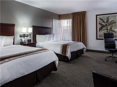 Anaheim Plaza Hotel