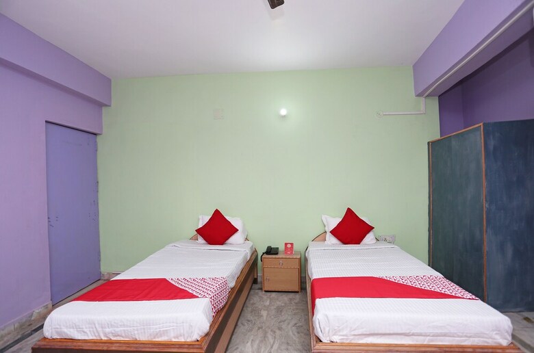 Oyo 19971 Hotel New Urvashi