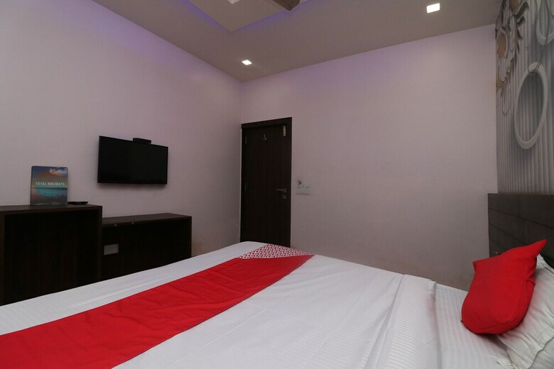 Oyo 22826 Hotel Sheltear & Resturant