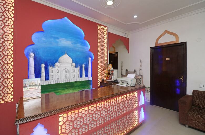 Oyo 25115 Hotel Mughal Grand